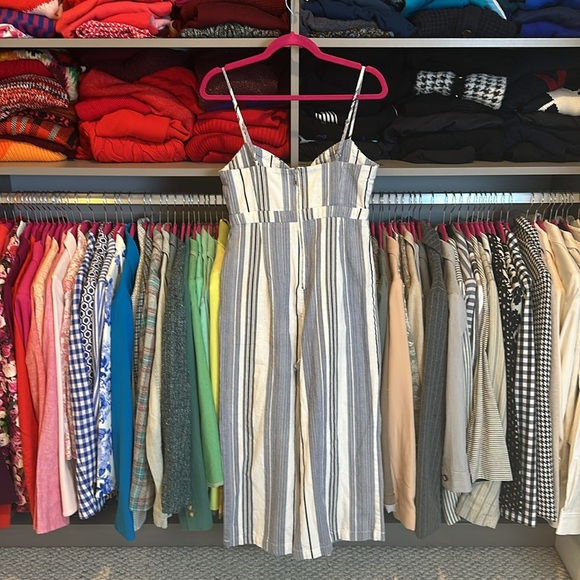 Forever 21 navy and white striped cropped spaghetti strap jumpsuit size M - Picture 3 of 3